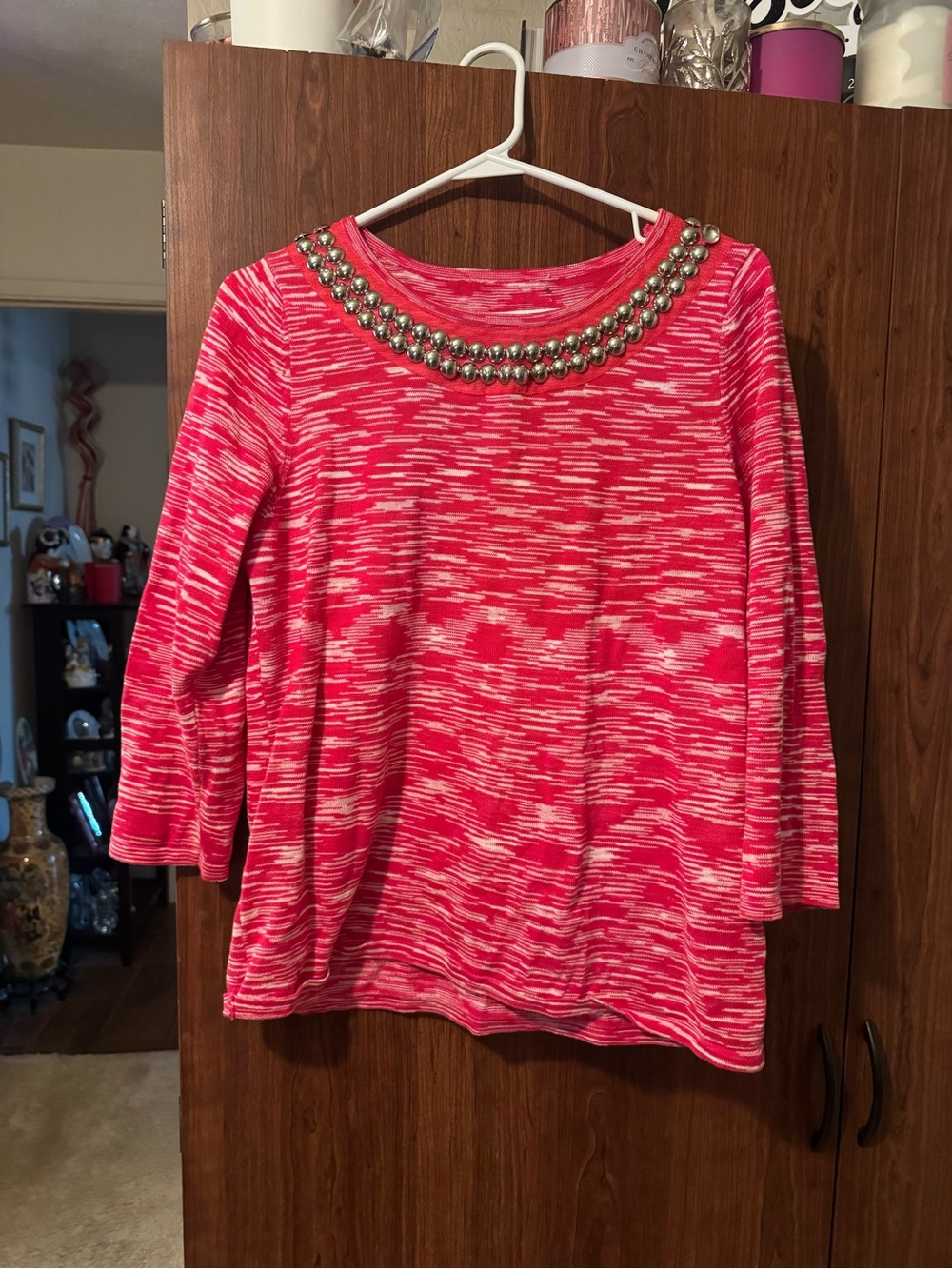 Women’s Pink Patterned Knit Top with Embellished Collar